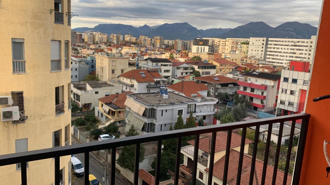 Beautiful And Lovely Apartment Tirana Esterno foto