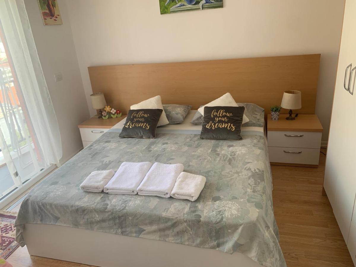 Beautiful And Lovely Apartment Tirana Esterno foto