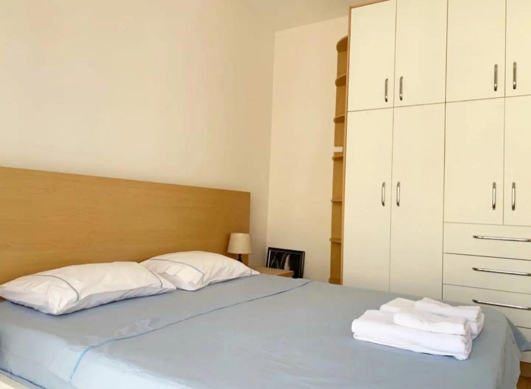 Beautiful And Lovely Apartment Tirana Esterno foto
